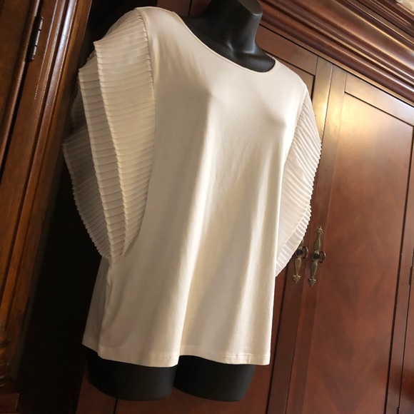 NWT Marc NY size S White Flutter Sleeve Top - Picture 6 of 9